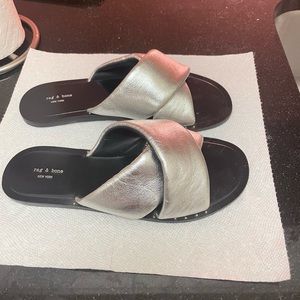 Rag & Bone silver leather sandals. Good condition